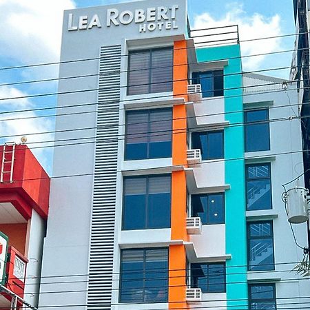 Lea Robert Hotel Angeles Pampanga By Reddoorz Kültér fotó