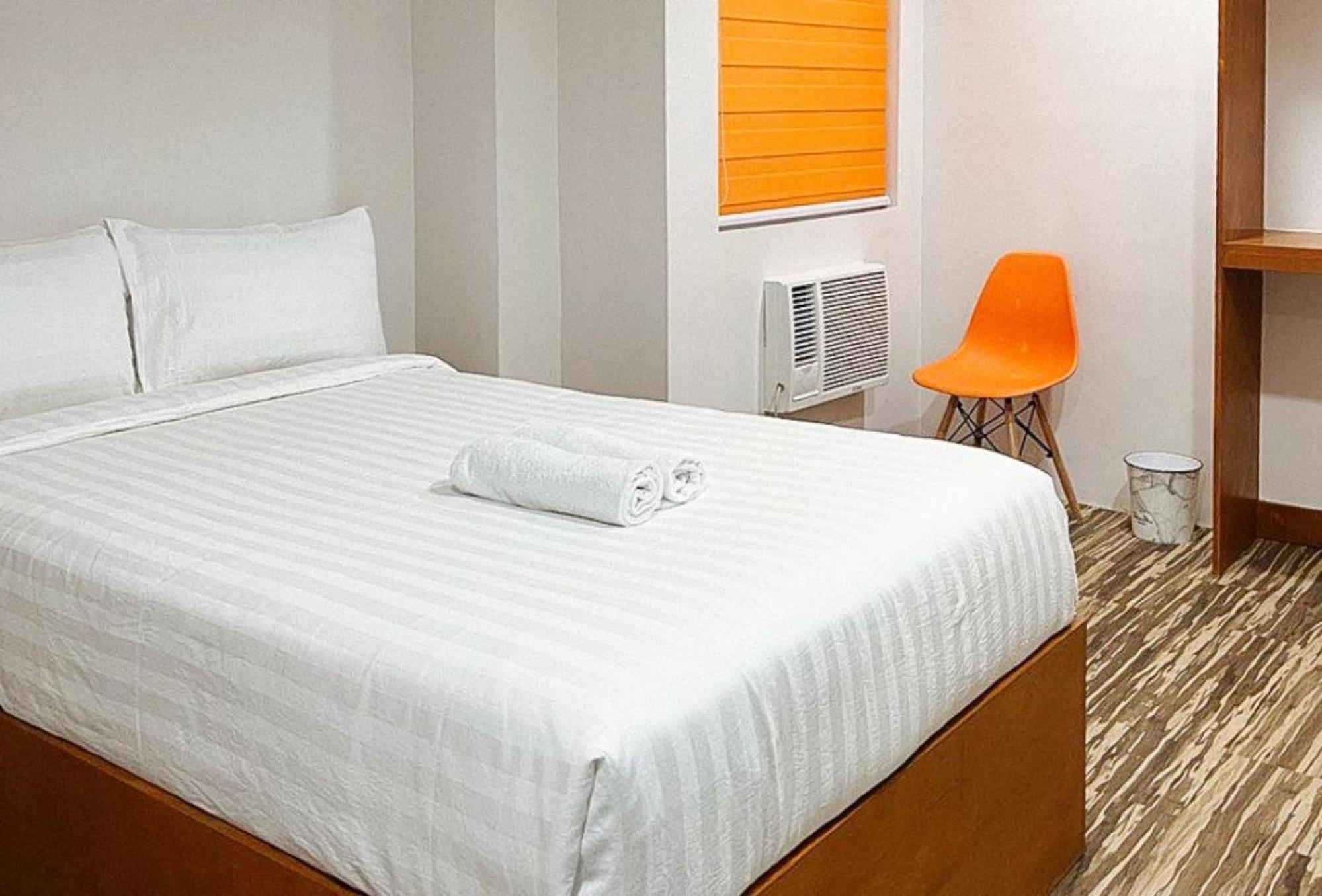 Lea Robert Hotel Angeles Pampanga By Reddoorz Kültér fotó
