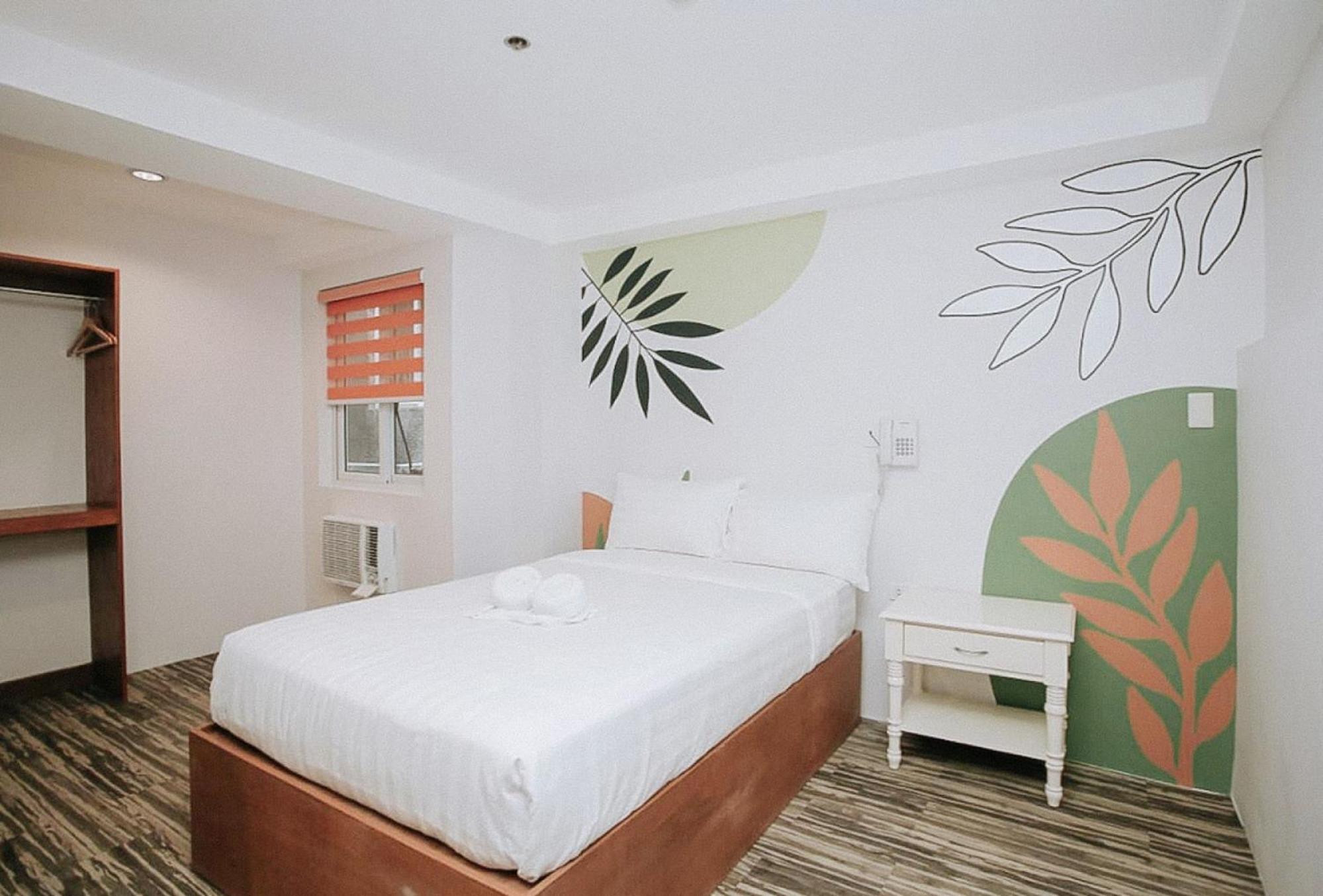 Lea Robert Hotel Angeles Pampanga By Reddoorz Kültér fotó